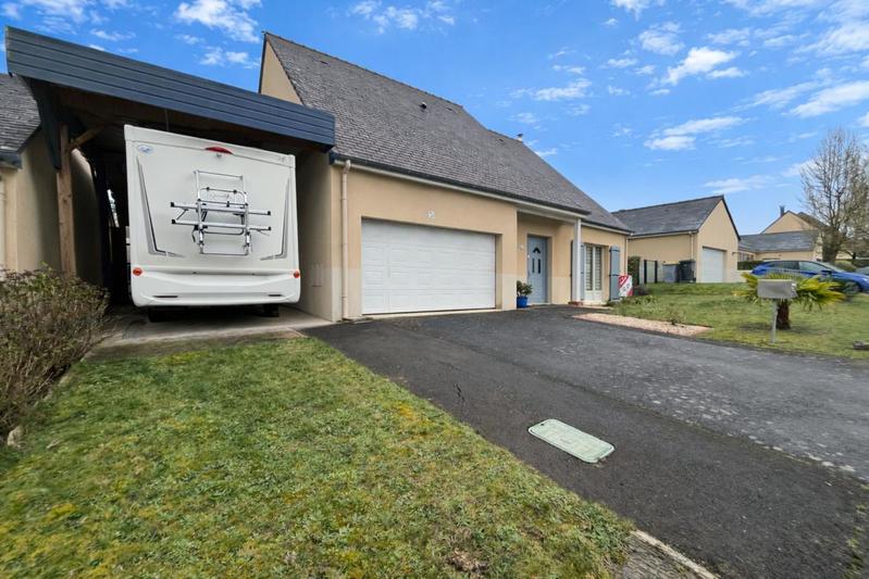 Maison - 165 m² - 7 pièces