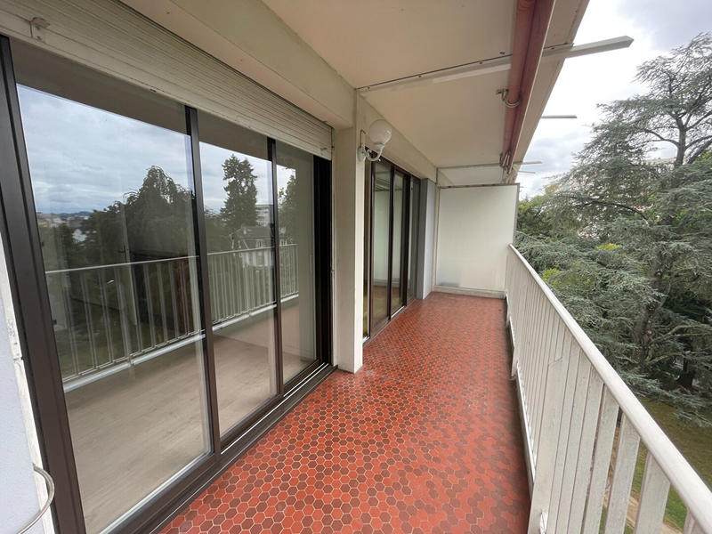 Appartement - 75 m² - 3 pièces