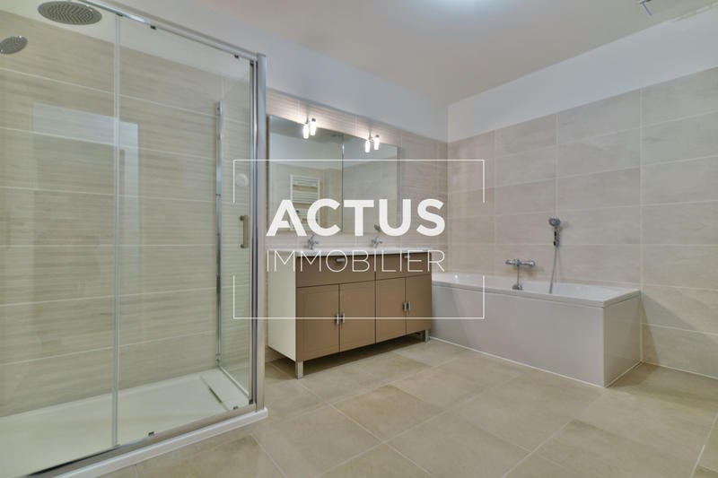 Maison - 141 m² - 6 pièces