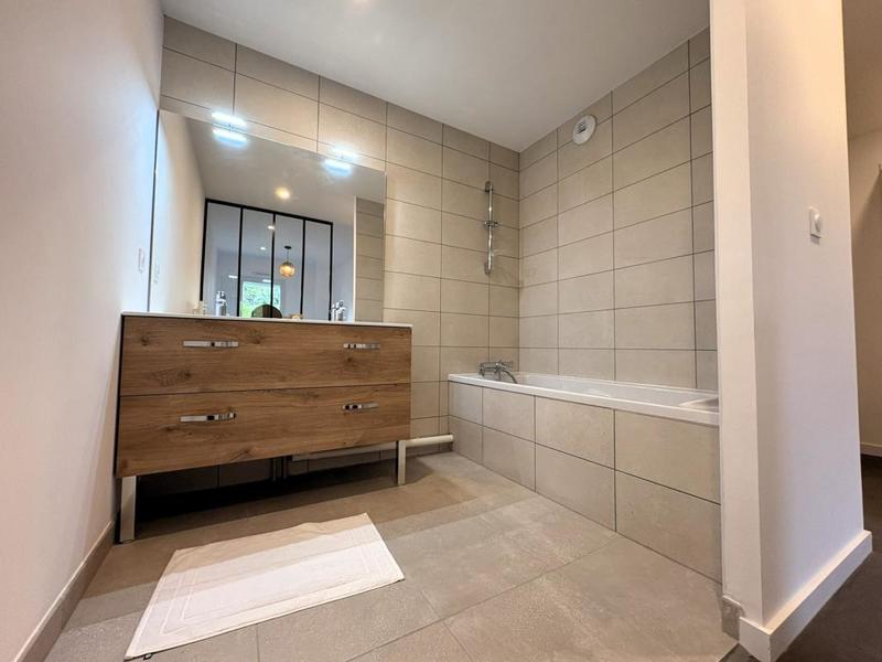 Appartement ancien - 114 m² - 4 pièces