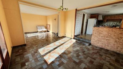 Maison - 180 m² - 7 pièces