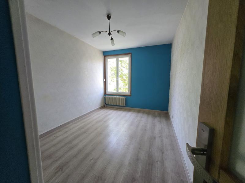 Maison - 141 m² - 8 pièces