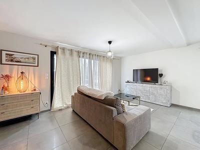 Pavillon - 135 m² - 6 pièces