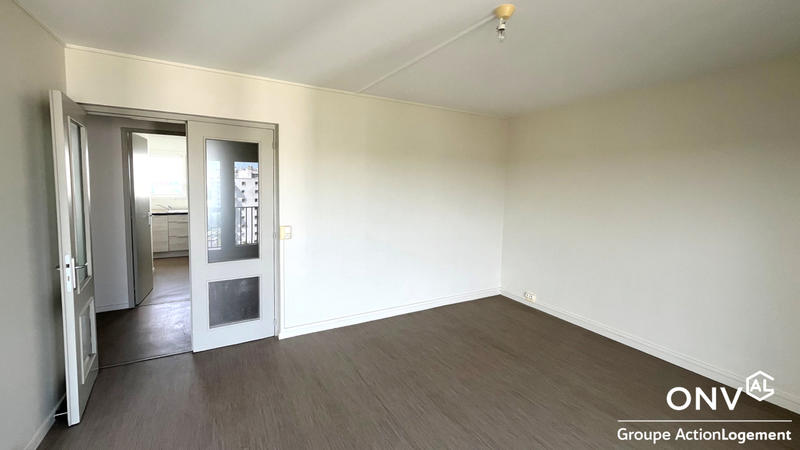 Appartement - 104 m² - 6 pièces