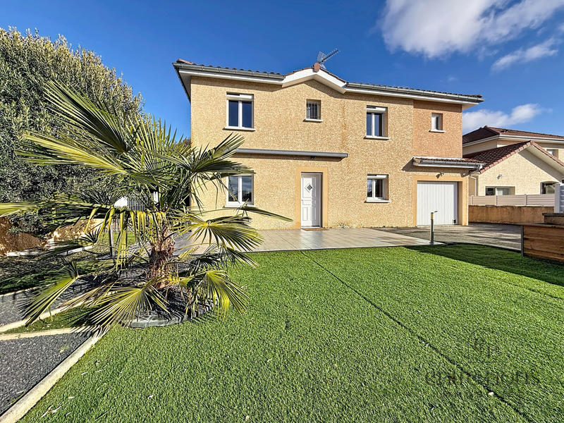 Maison - 115 m² - 5 pièces