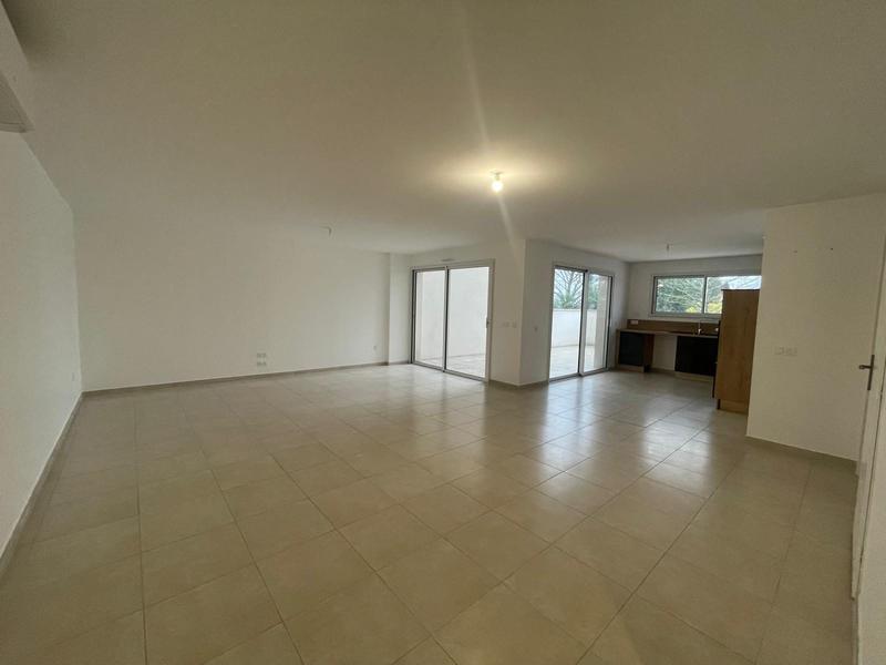 Appartement - 96 m² - 3 pièces
