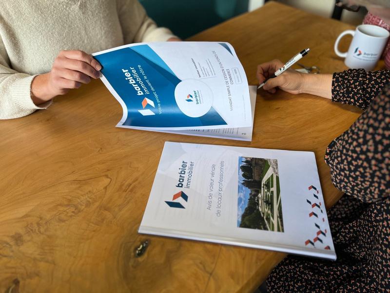 Local commercial - 237 m²