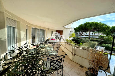 Appartement - 87 m² - 4 pièces