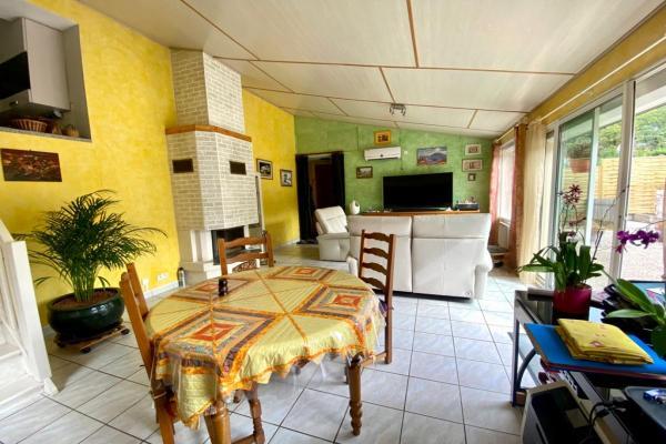 Maison - 130 m² - 5 pièces