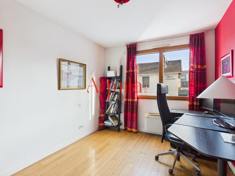 Appartement - 101 m² - 4 pièces