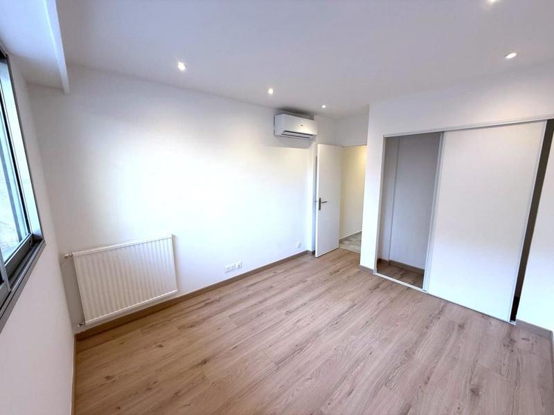 Appartement - 75 m² - 4 pièces
