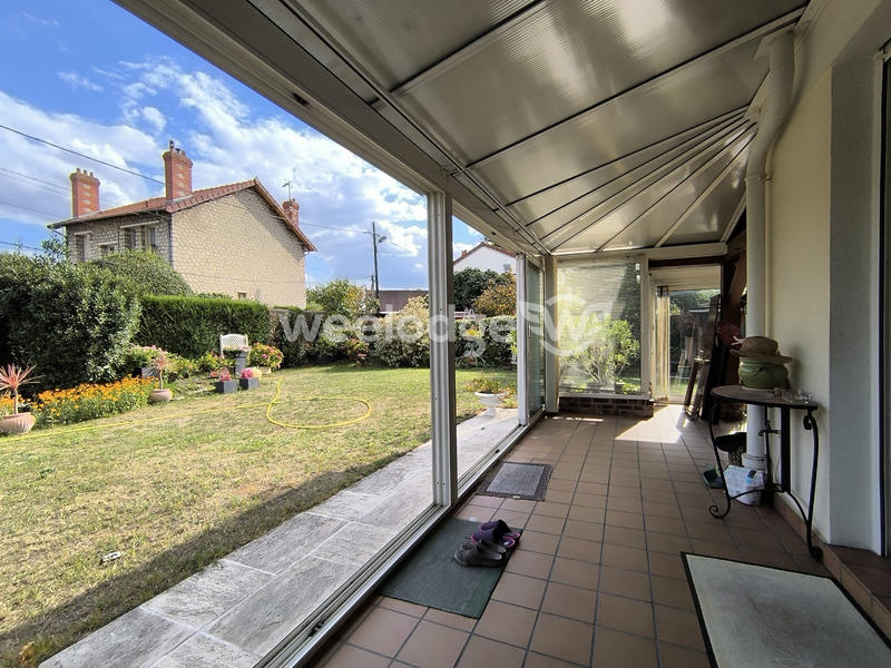 Maison - 231 m² - 7 pièces