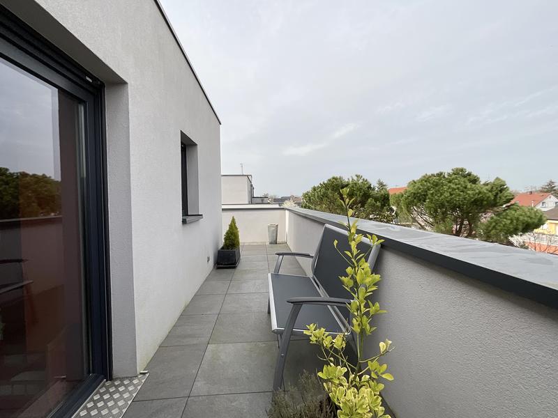 Appartement - 138 m² - 5 pièces