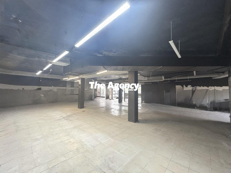Local commercial - 296 m²