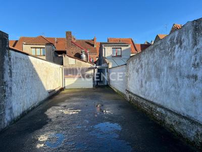 Immeuble - 240 m² - 4 pièces