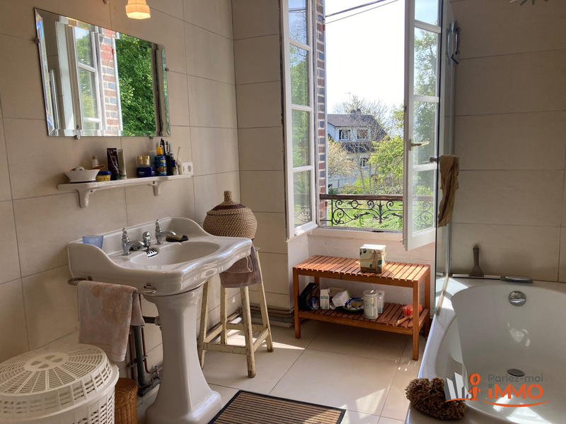 Maison - 170 m² - 6 pièces