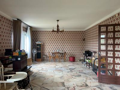 Propriété - 155 m² - 6 pièces