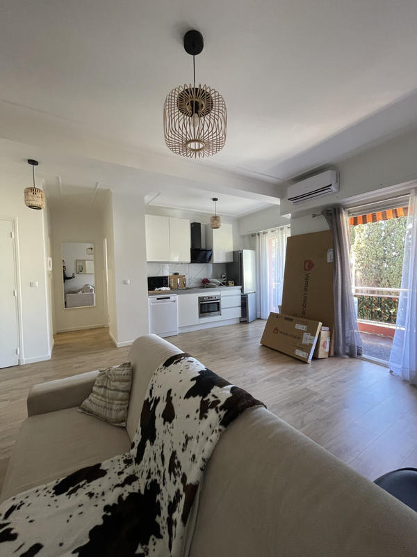 Appartement - 49 m² - 2 pièces