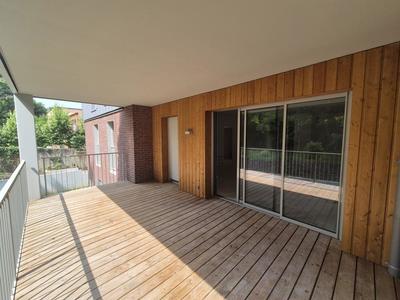 Appartement - 100 m² - 4 pièces