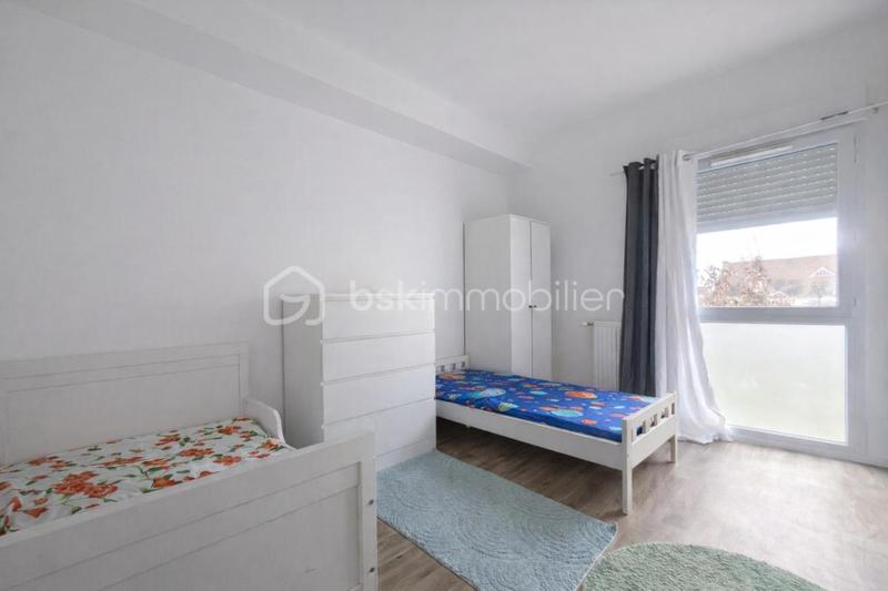 Appartement - 85 m² - 5 pièces