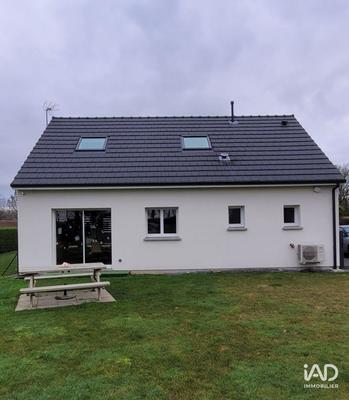 Maison - 102 m² - 4 pièces