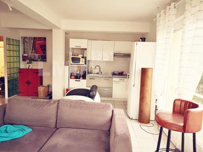 Appartement - 72 m² - 3 pièces