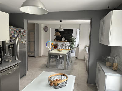 Maison - 142 m² - 5 pièces