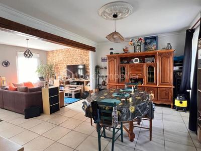 Maison - 100 m² - 4 pièces