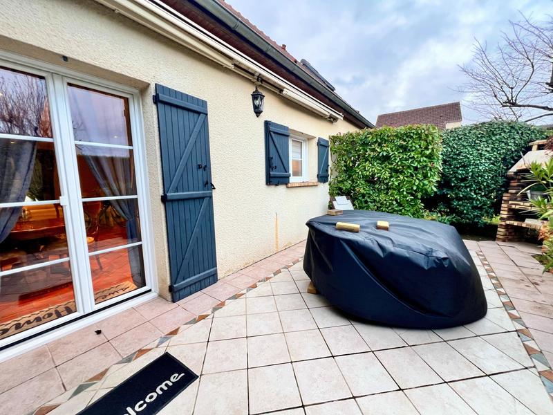 Maison - 105 m² - 5 pièces