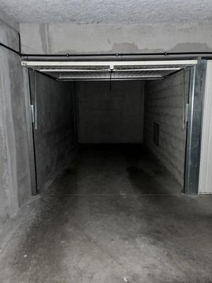 Garage - 12 m²