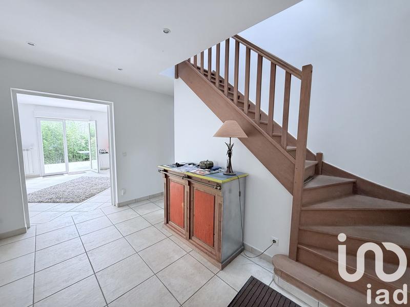 Maison - 183 m² - 7 pièces