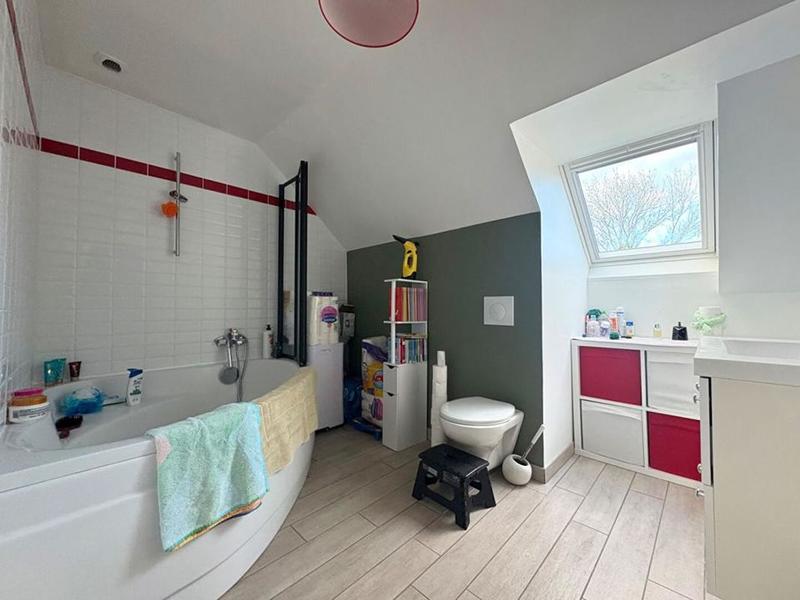 Maison - 130 m² - 6 pièces