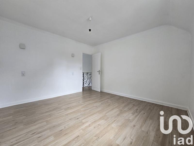 Maison - 93 m² - 5 pièces