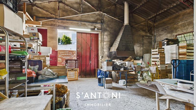 Fonds de commerce - 163 m²