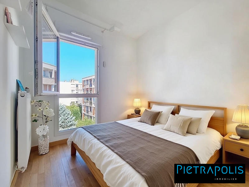 Appartement - 103 m² - 4 pièces