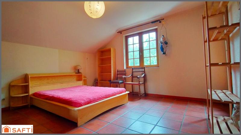 Maison - 205 m² - 9 pièces