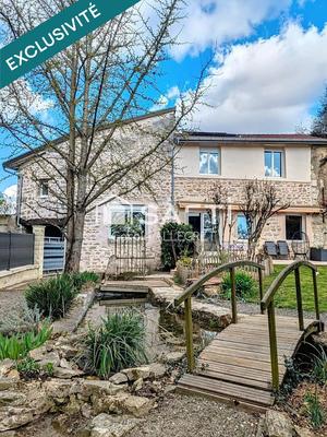 Maison - 182 m² - 7 pièces