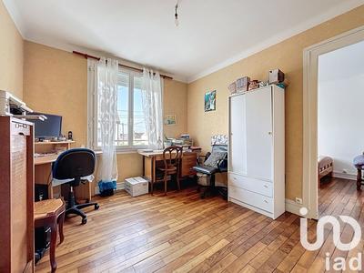 Maison - 93 m² - 5 pièces