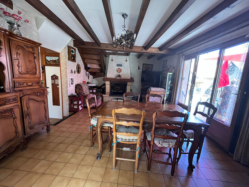 Maison - 159 m² - 5 pièces