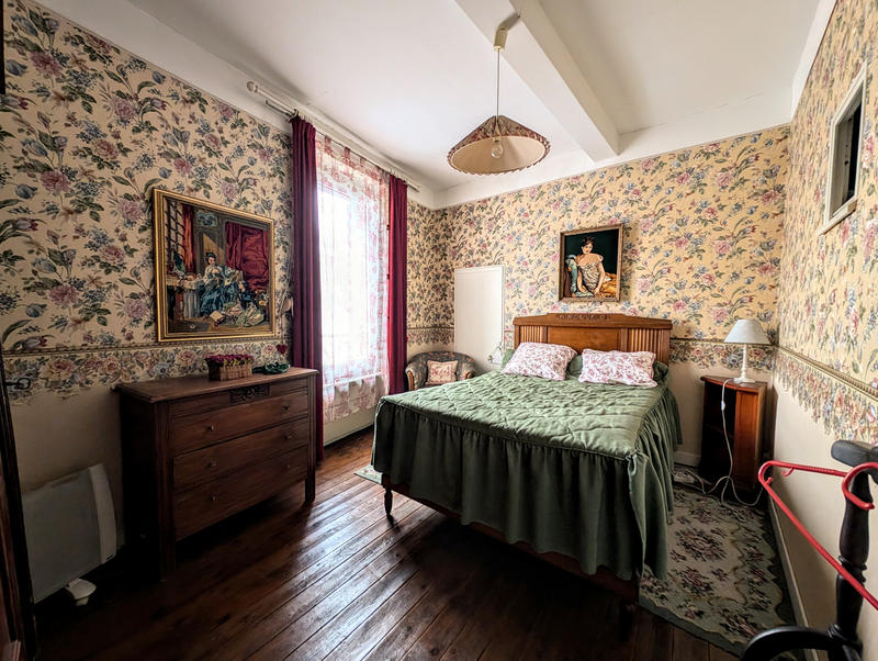 Maison - 280 m² - 5 pièces