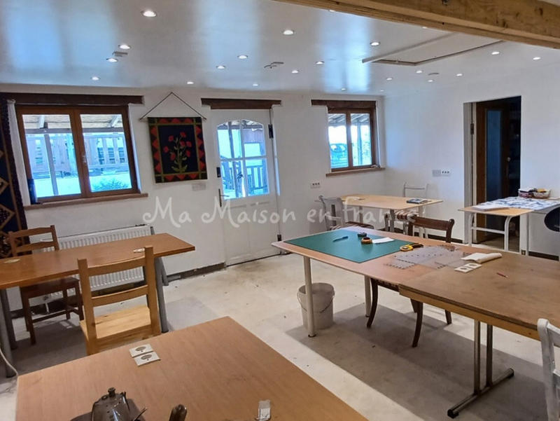 Maison - 198 m² - 8 pièces