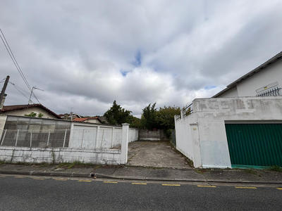 Local commercial - 140 m² - 7 pièces