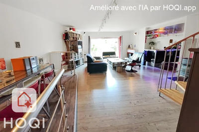 Maison - 275 m² - 10 pièces