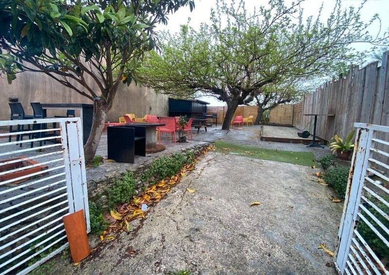 Divers - 130 m² - 3 pièces