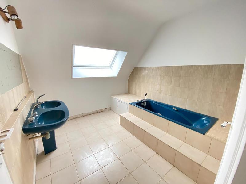 Maison - 138 m² - 5 pièces