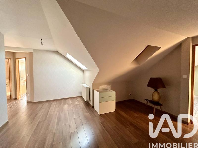 Maison - 185 m² - 6 pièces