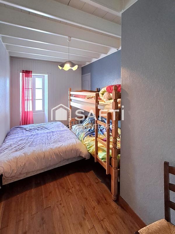 Maison - 189 m² - 7 pièces