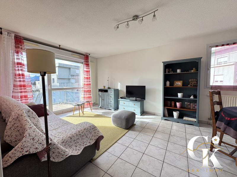 Appartement - 83 m² - 4 pièces