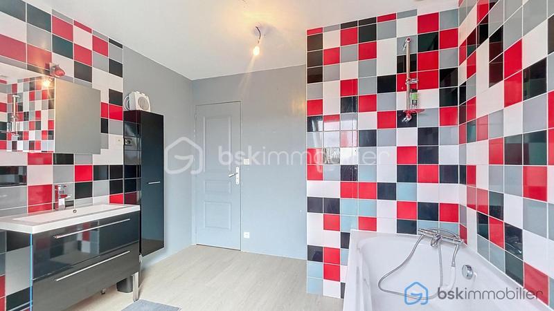 Pavillon - 185 m² - 9 pièces