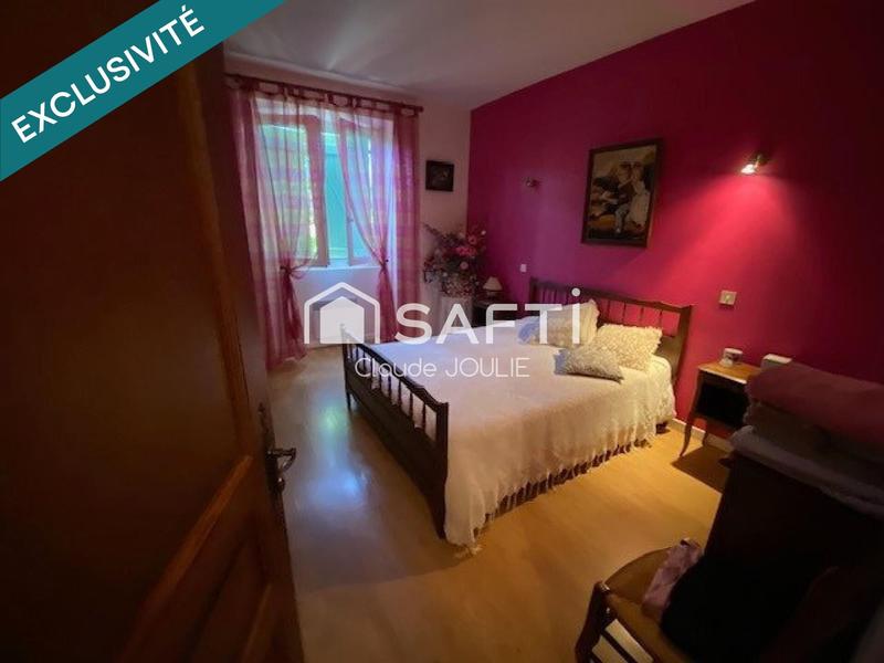 Maison - 209 m² - 7 pièces